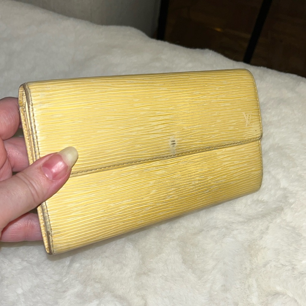 SALE ✅ Louis Vuitton Epi Porte Sarah Leather Long Wallet Guaranteed Authentic